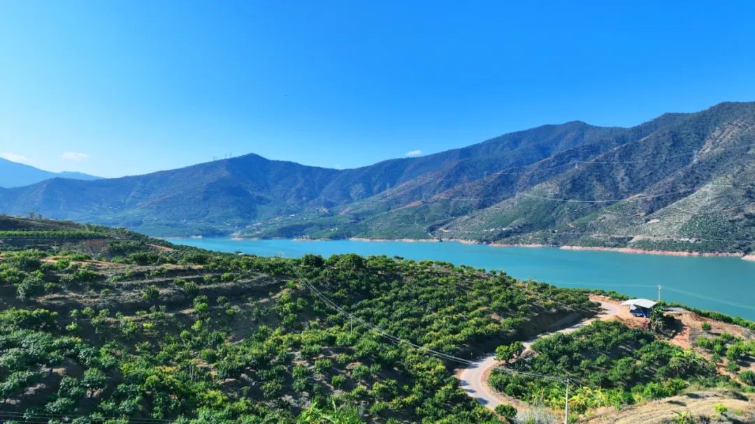 http://i.weather.com.cn/images/yunnan/tqyw/2025/03/12/5a213ad21903d7948a847e854918e87b.jpg